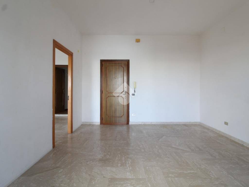 Appartamento a Brindisi in Via Stazione, 13 - Foto 3