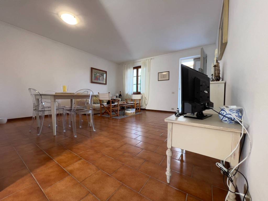 Appartamento a Pietrasanta in Via Vincenzo Bellini, 6 - Foto 3