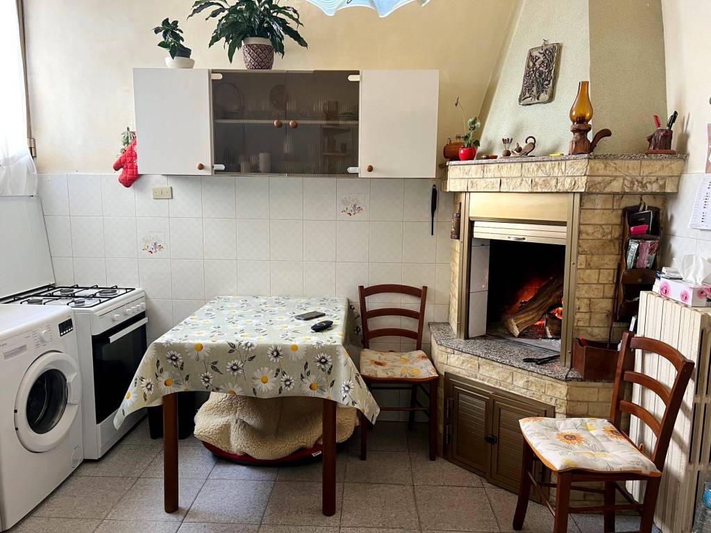 Appartamento a Parabita in Via Taranto - Foto 5