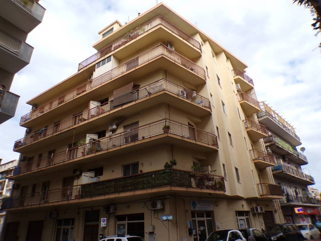 Appartamento a Reggio calabria in Via Gaetano Sardiello, 45 - Foto 4