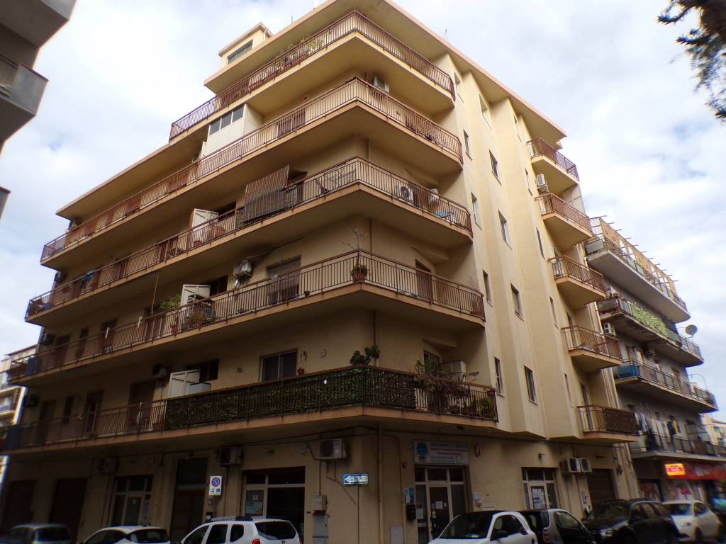 Appartamento a Reggio calabria in Via Gaetano Sardiello, 45 - Foto 5