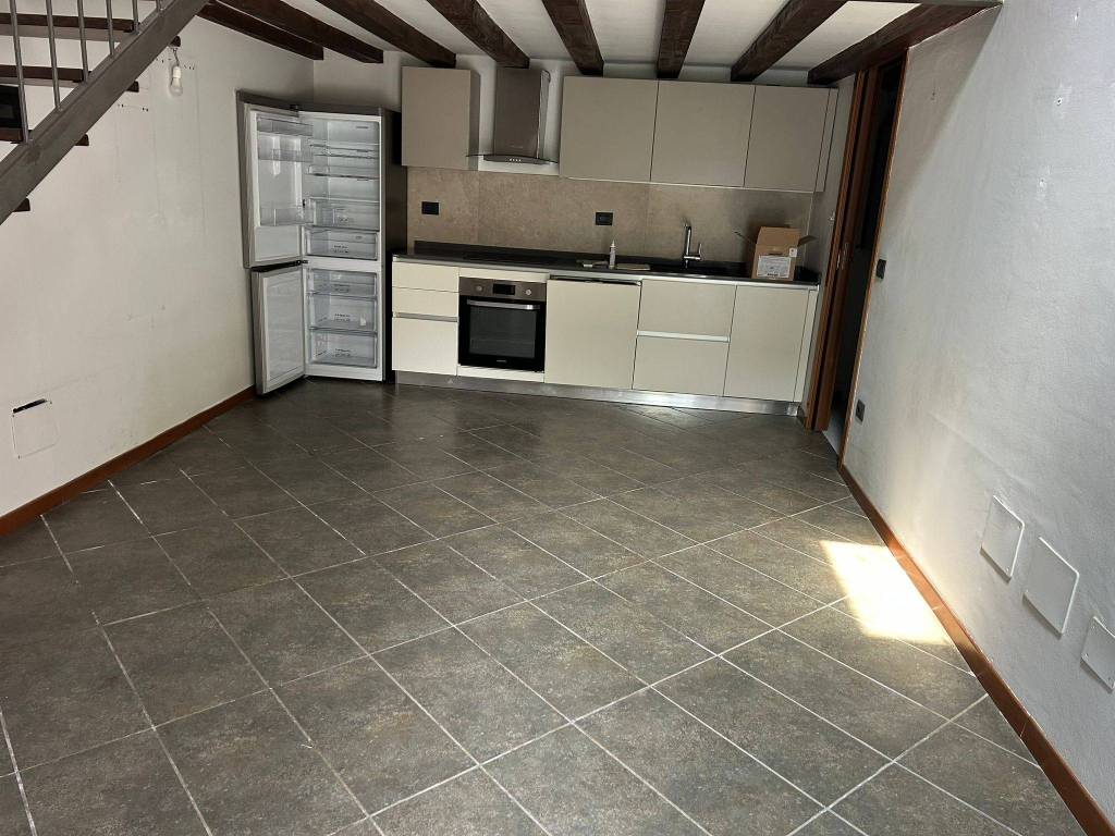 Appartamento a Cremona in Via Montello, 15 - Foto 2