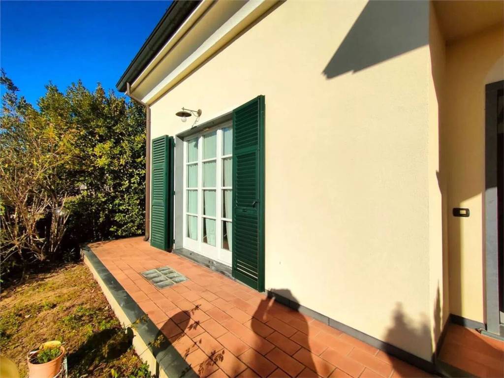 Villa a Sarzana in Via Bradia, 150 - Foto 2