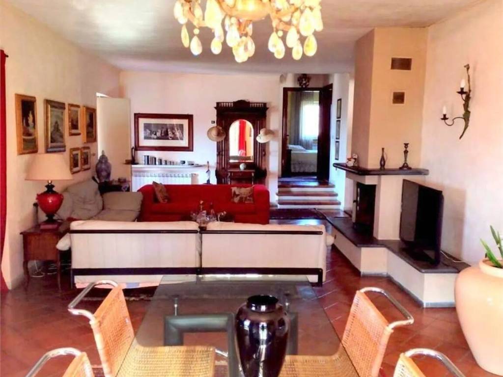 Villa a Sarzana in Via Morano S.N.C. - Foto 5