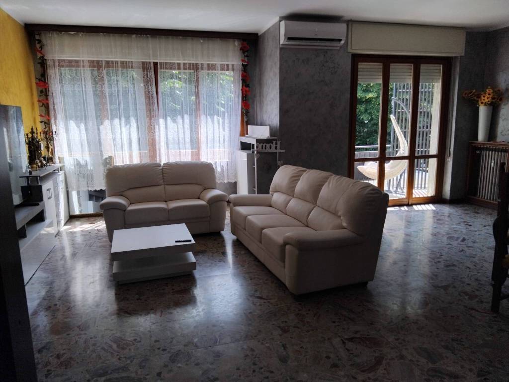 Appartamento a Alessandria in Spalto Marengo, 20 - Foto 2