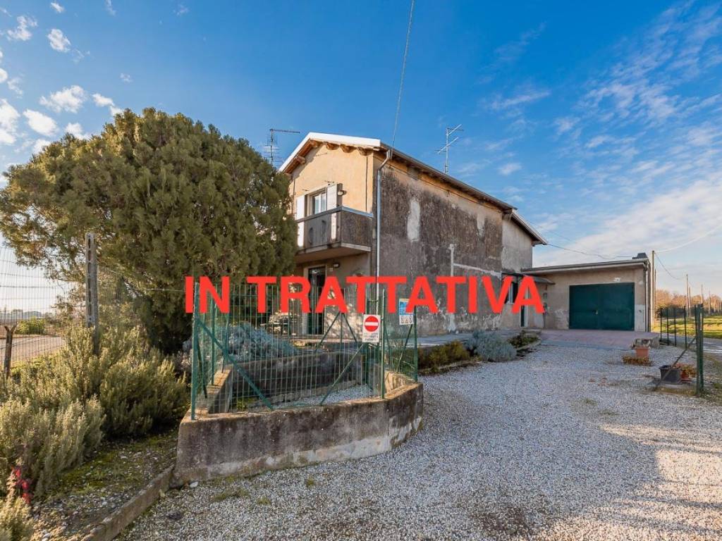 Villa a Vigasio in Via tezze, 40 - Foto 2