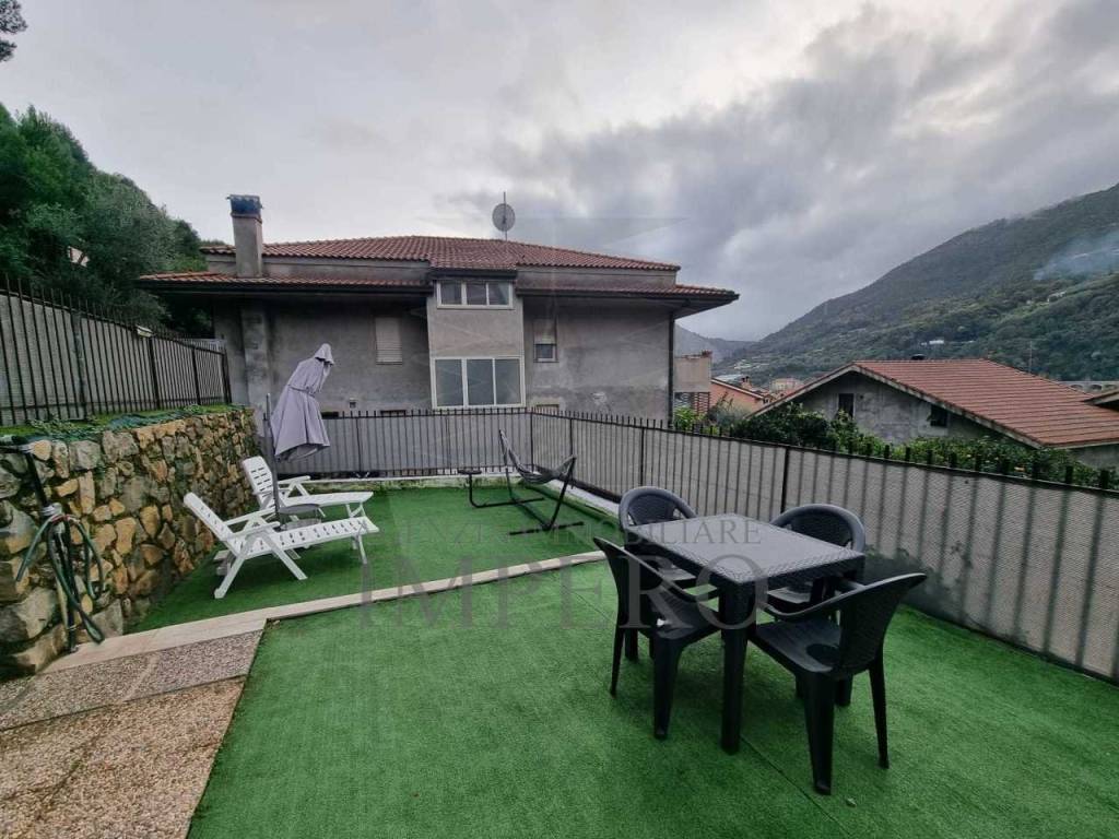 Villa a Ventimiglia in Via G. Calsamiglia, 3 - Foto 4