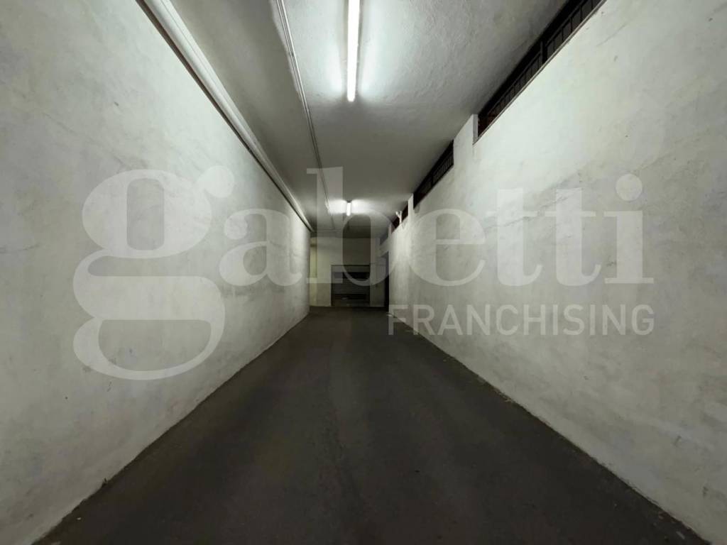 Box / garage a Orta di atella in Via fabrizio de andrè, 21 - Foto 3