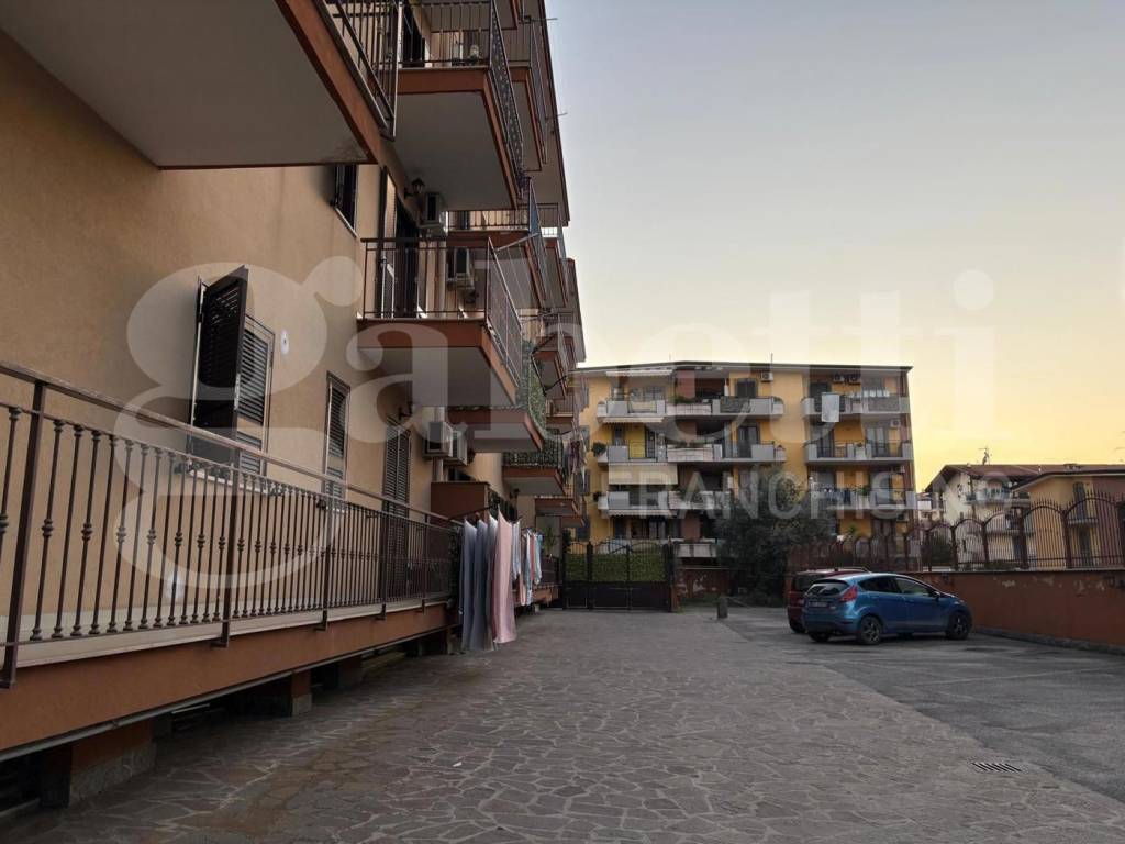 Box / garage a Orta di atella in Via fabrizio de andrè, 21 - Foto 5