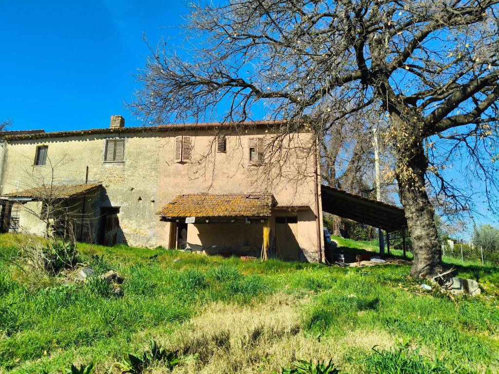 Rustico / casale a Montopoli di sabina in Via Fontevecchia - Foto 3
