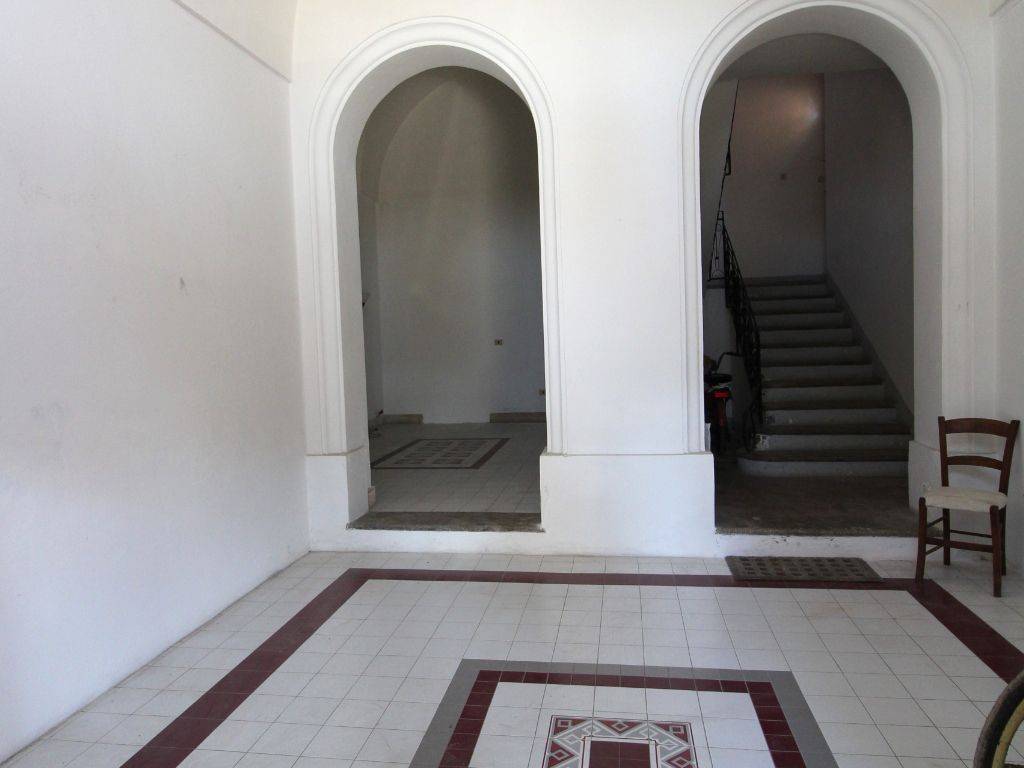 Palazzo / stabile a Matino in Via Roma - Foto 3