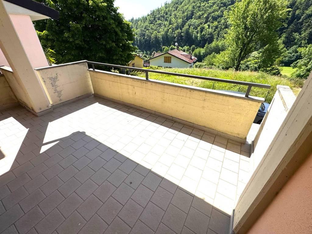 Villa a Vernio in Via dell'Appennino - Foto 4