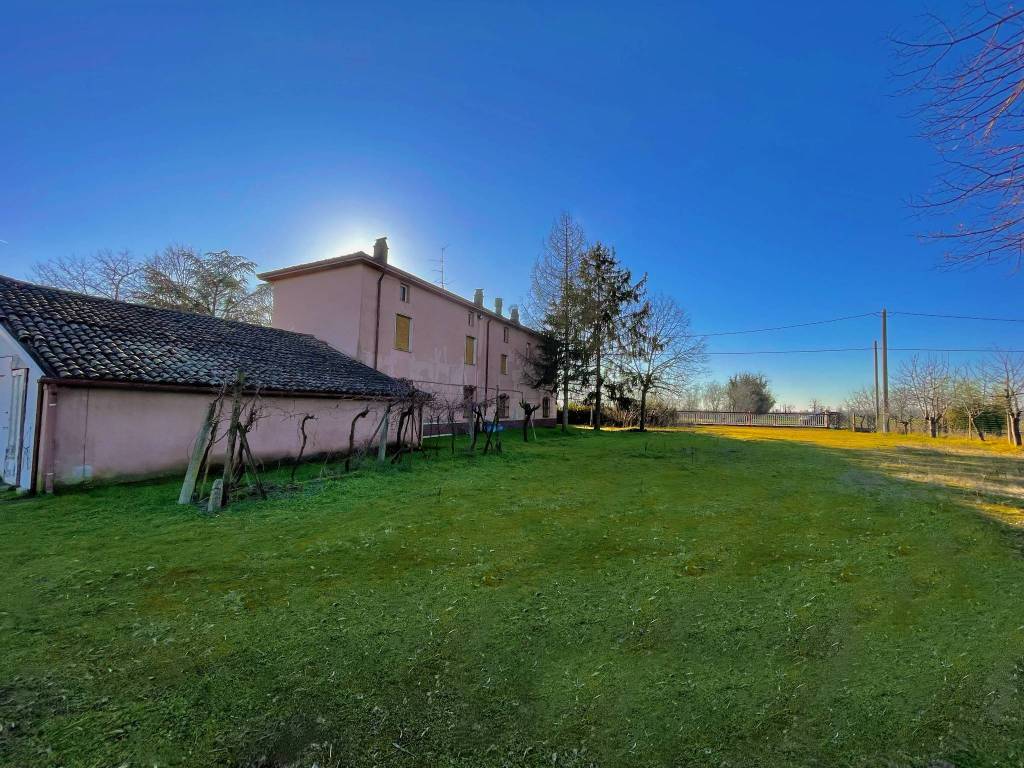 Rustico / casale a Tortona in Strada Vicinale Vecchia di Sale - Foto 4
