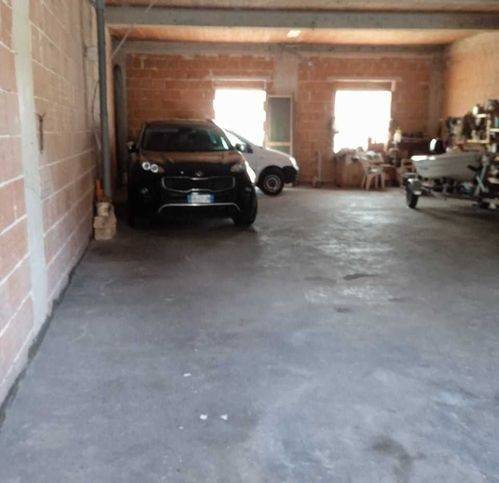 Villa a Canicattini bagni in Via A. Uccello 31 - Foto 2