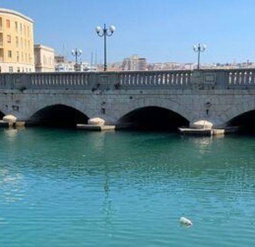 Immobile a Siracusa in Riva Giuseppe Garibaldi 1 - Foto 5