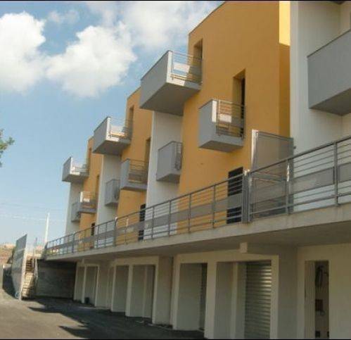 Appartamento a Melilli in Viale Edoardo Garrone - Foto 2