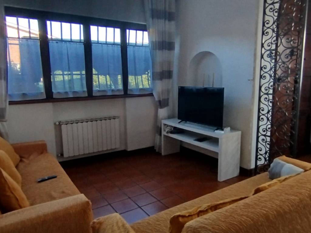 Villa a Camaiore in Via Guglielmo Marconi, 19 - Foto 4