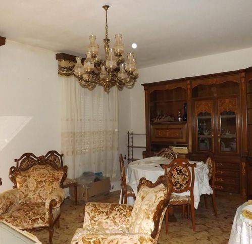 Appartamento a Palazzolo acreide in Largo Senatore Italia - Foto 2