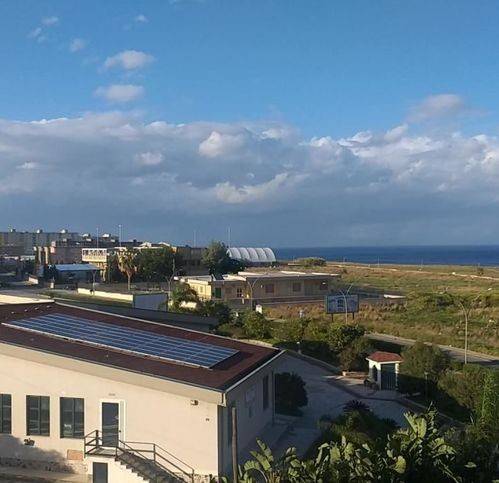 Appartamento a Siracusa in Viale Algeri 51 - Foto 2