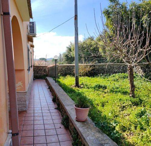 Rustico / casale a Palazzolo acreide in Strada Statale 124 - Foto 3