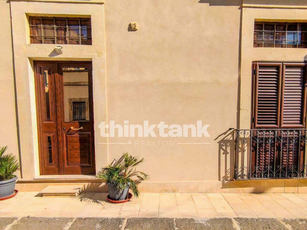 Palazzo / stabile a Noto in Via garibaldi - Foto 3