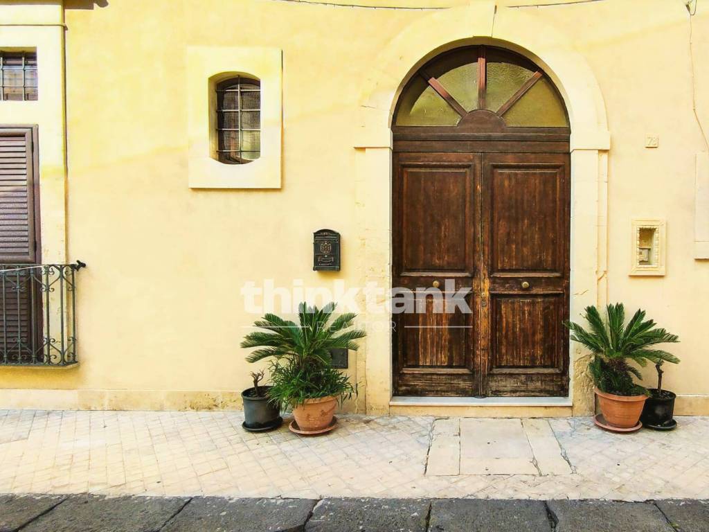 Palazzo / stabile a Noto in Via garibaldi - Foto 4