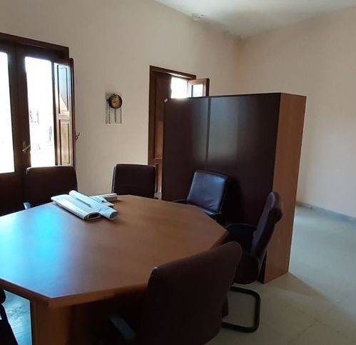 Villa a Palazzolo acreide in Piazza Biblioteca 18 - Foto 4