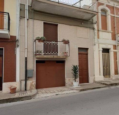 Villa a Canicattini bagni in Via Garibaldi 231231 - Foto 3