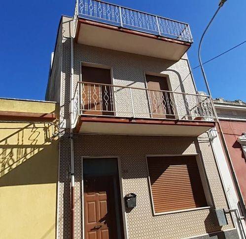 Villa a Canicattini bagni in Via Magenta 86 - Foto 2