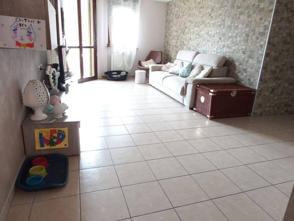 Appartamento a Bellinzago novarese - Foto 4