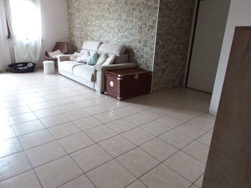 Appartamento a Bellinzago novarese - Foto 5
