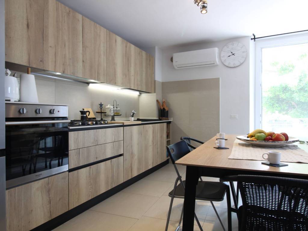 Casa indipendente a Loreto in Piazzale Crocifisso, 11 - Foto 3