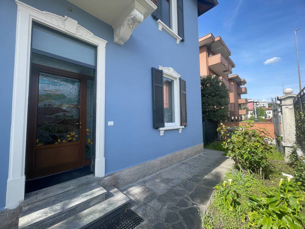 Appartamento a Como in Via Pasquale Paoli, 44 - Foto 4
