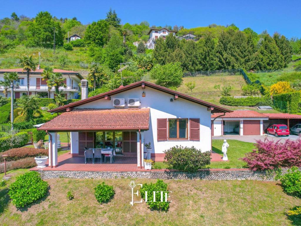 Villa a Arona in Via Verbano, 37 - Foto 4