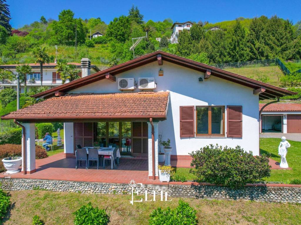 Villa a Arona in Via Verbano, 37 - Foto 5