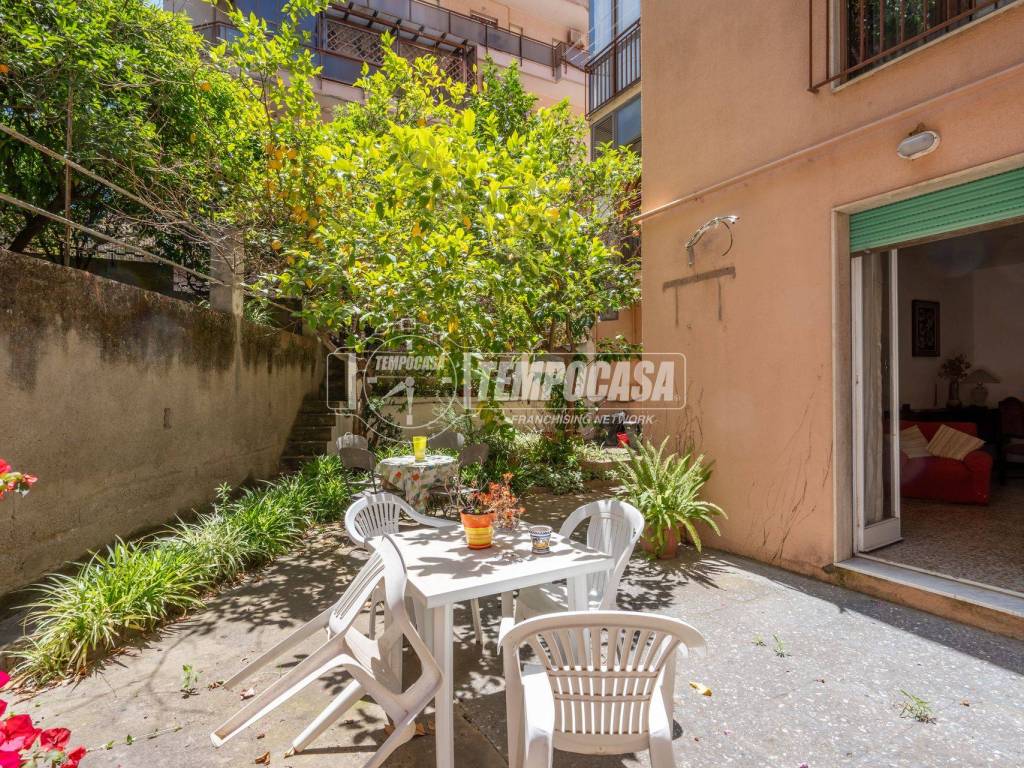 Appartamento a Cagliari in Via Arrigo Solmi 1/F - Foto 2