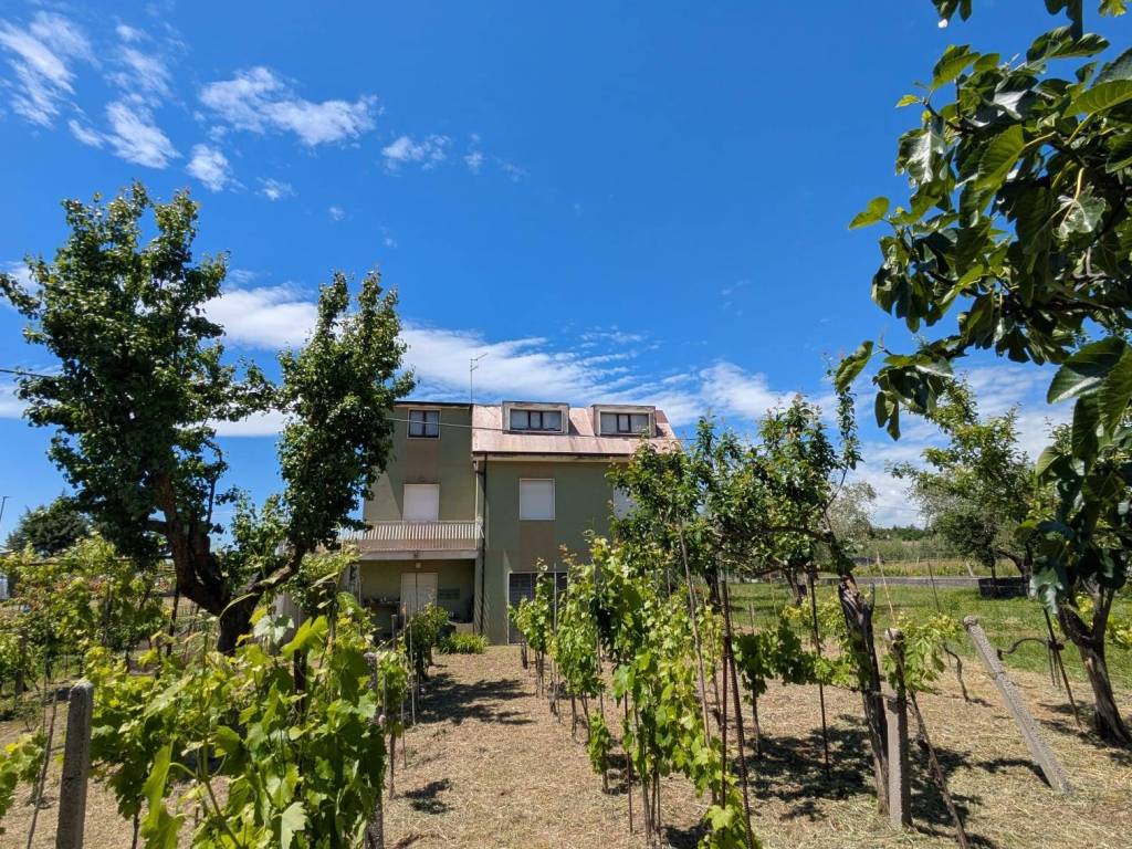 Villa a Isernia in Contrada Rio, 13 - Foto 2
