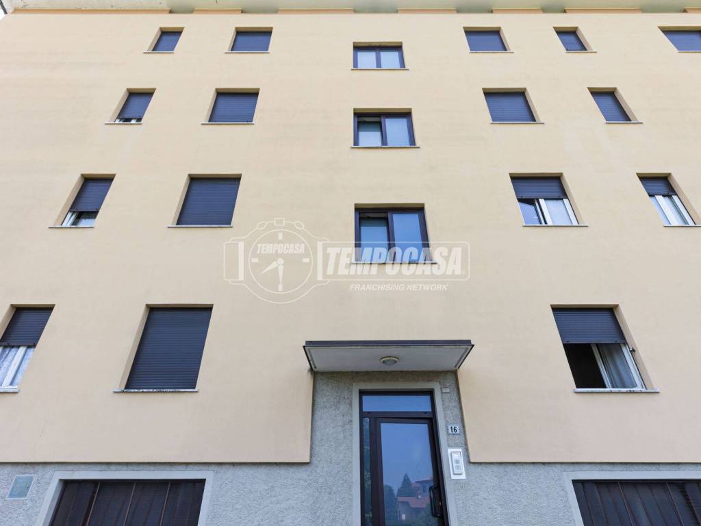 Appartamento a Costa masnaga in Via Giuseppe Verdi 16 - Foto 2