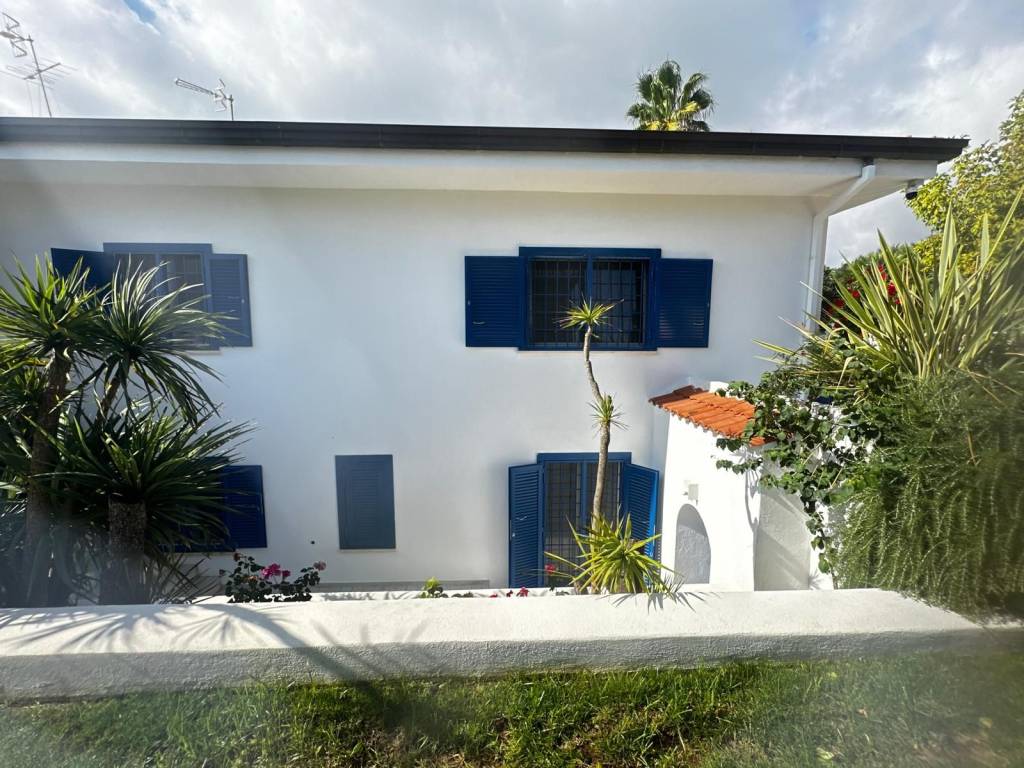 Villa a San felice circeo in Via Terracina - Foto 5