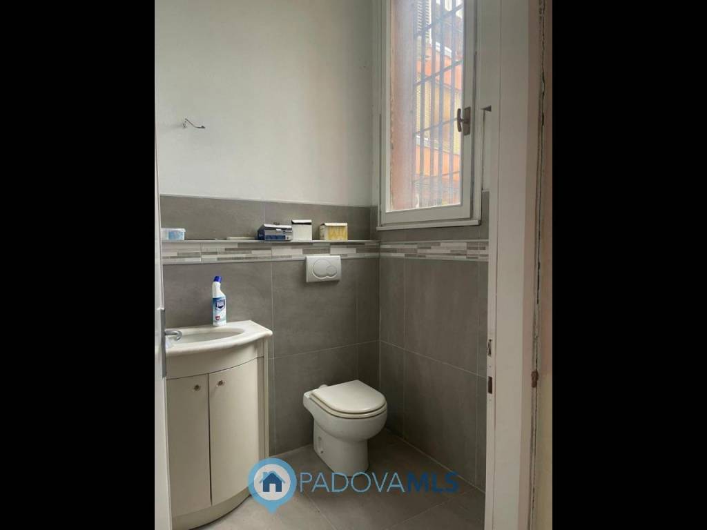 Immobile a Montegrotto terme in Viale Stazione - Foto 2