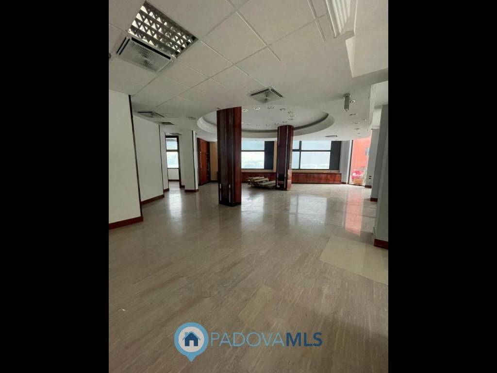 Immobile a Montegrotto terme in Viale Stazione - Foto 2