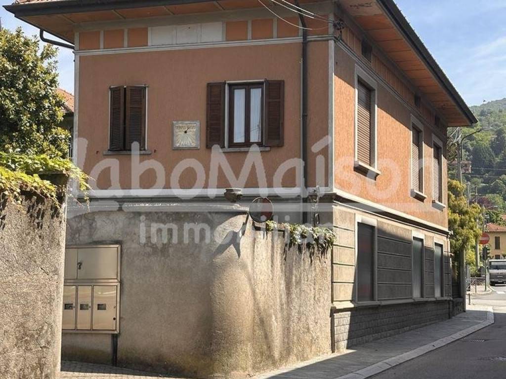 Villa a Cocquio-trevisago in via dante - Foto 2