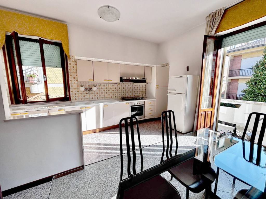 Appartamento a Porto sant'elpidio in Via PALESTRO - Foto 2