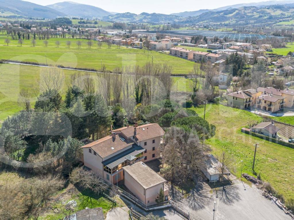 Casa indipendente a Nocera umbra in Via Gaifana , 106 - Foto 2