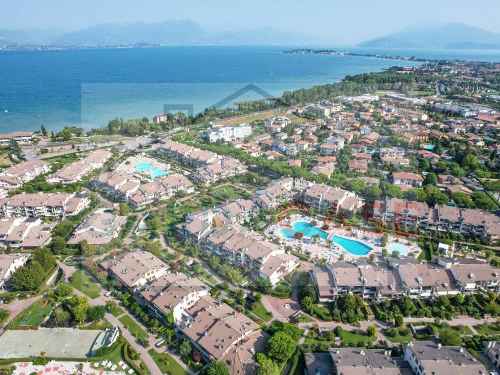 Appartamento a Desenzano del garda in Via Giulio Cesare - Foto 2