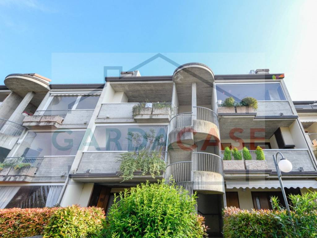 Appartamento a Desenzano del garda in Via Giulio Cesare - Foto 4