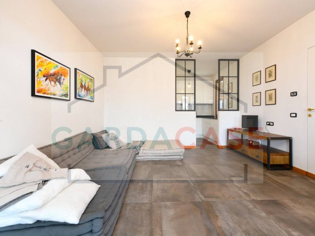 Appartamento a Desenzano del garda in Via Giulio Cesare - Foto 5