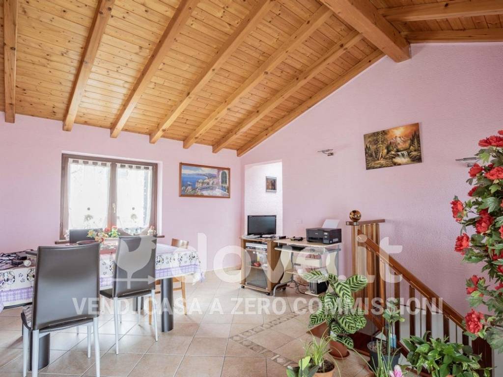 Appartamento a Grantola in Via Solferino, 18 - Foto 2