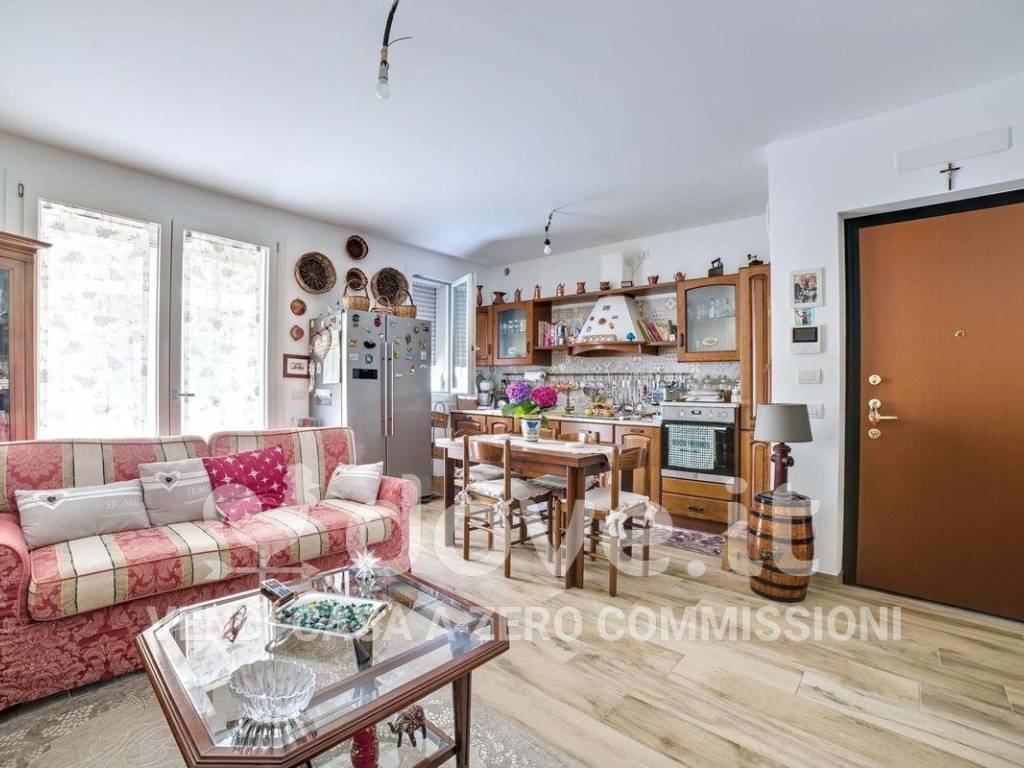 Appartamento a Gerenzano in Via San Francesco ďAssisi, 1 - Foto 3