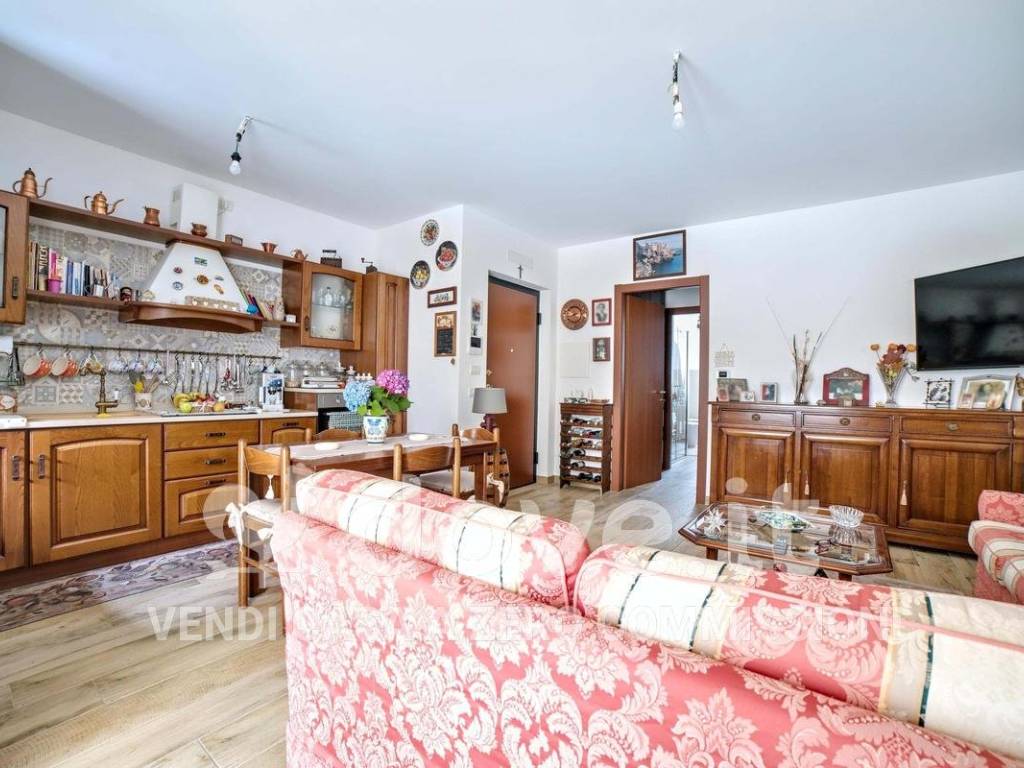 Appartamento a Gerenzano in Via San Francesco ďAssisi, 1 - Foto 5